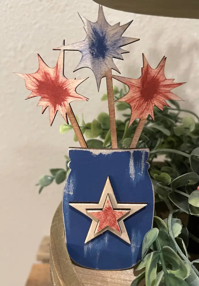 4Th Of July Tier Tray Set - Vintage Sitter