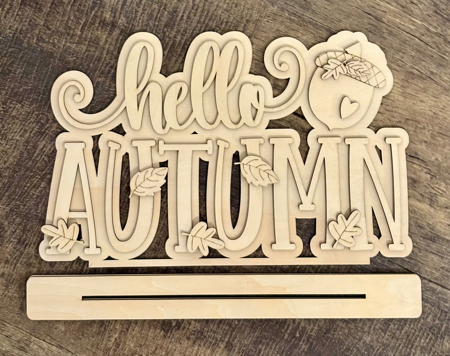 DIY “hello” Autumn Sign